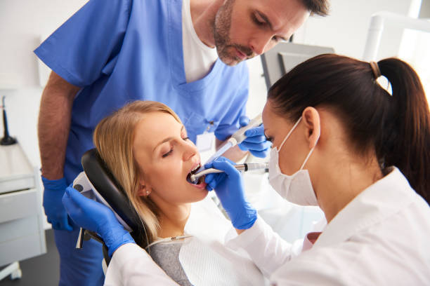 Emergency Dental Services in La Harpe, IL